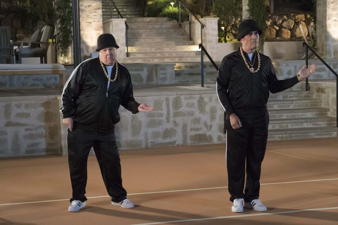 Modern Family Episode 16 Season 9 Wine Weekend 02