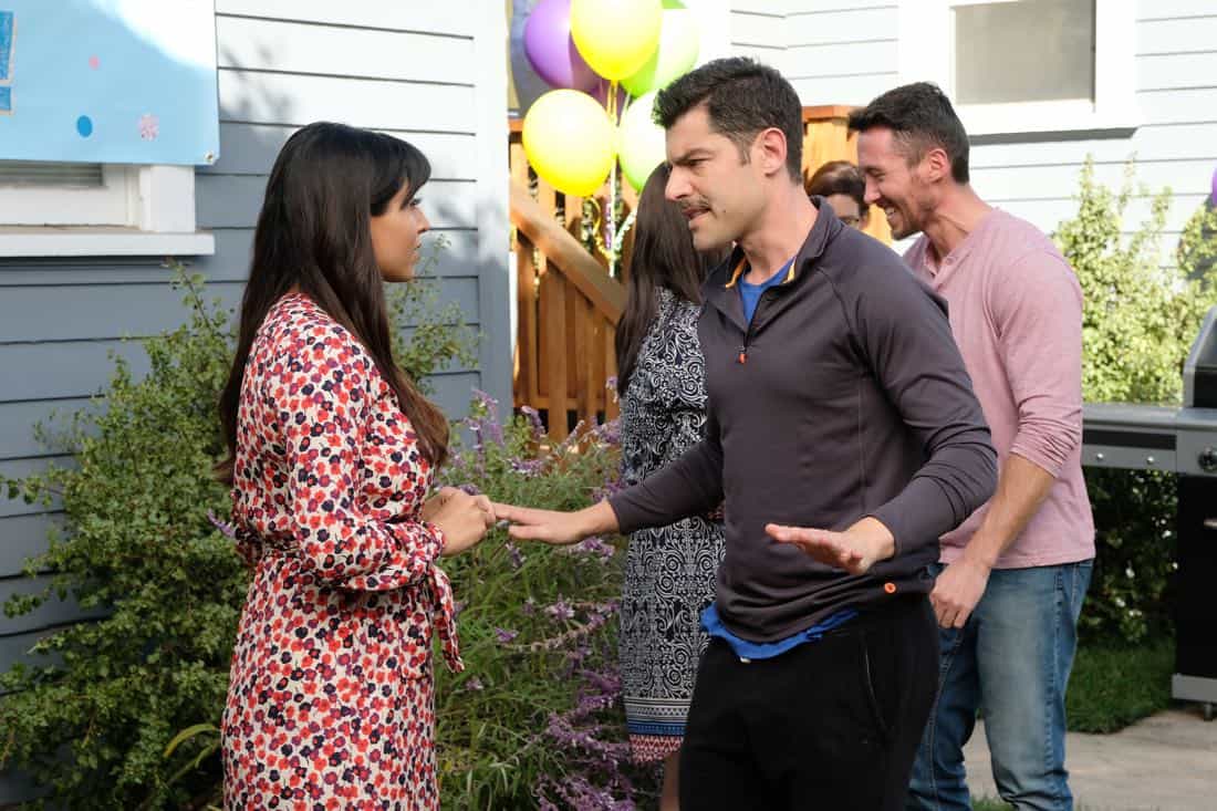 NEW GIRL: L-R: Hannah Simone and Max Greenfield in the "About Three Years Later" season seven premiere episode of NEW GIRL airing Tuesday, April10 (9:30-10:00 PM ET/PT) on FOX. ©2018 Fox Broadcasting Co. Cr: Ray Mickshaw/FOX
