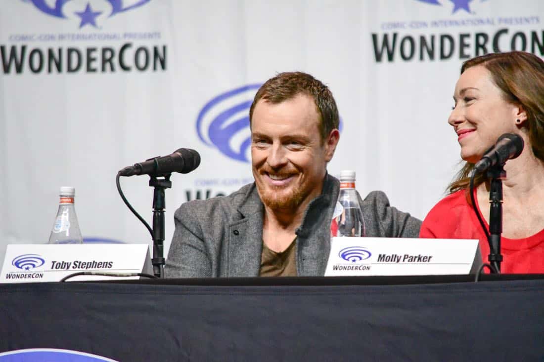 Lost In Space Netflix WonderCon 2018 Cast 47