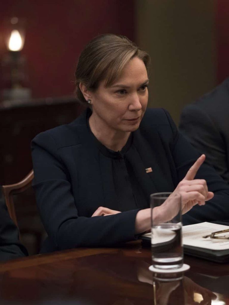 HOMELAND Season 7 Episode 10 Photos Clarity SEAT42F