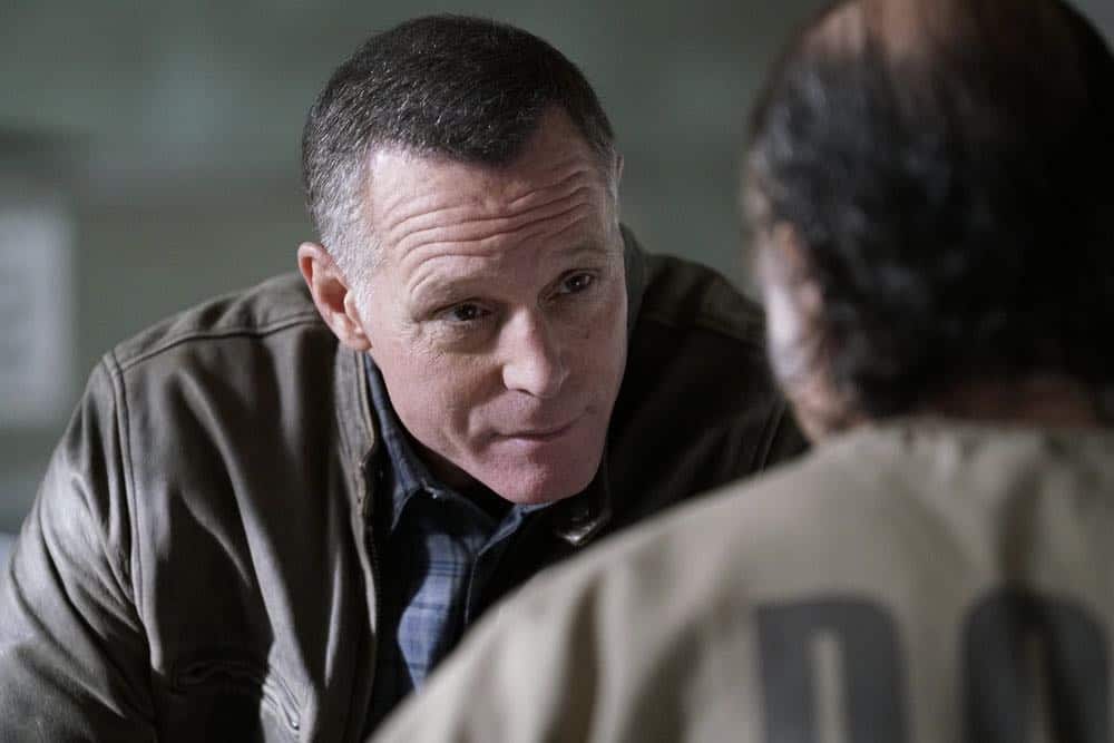 Chicago PD Episode 21 Season 5 Allegiance 06
