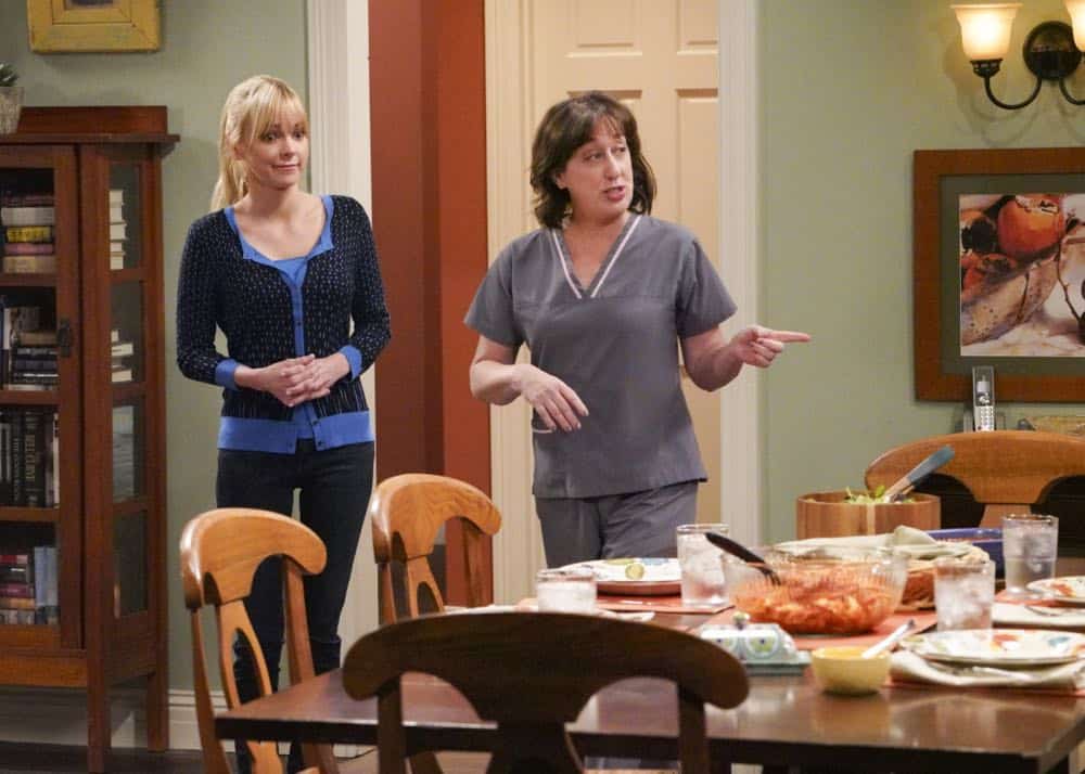 MOM Season 5 Episode 20 Photos Ocular Fluid And Fighting Robots 5 Mom Episode 20 Season 5 Ocular Fluid And Fighting Robots 3
