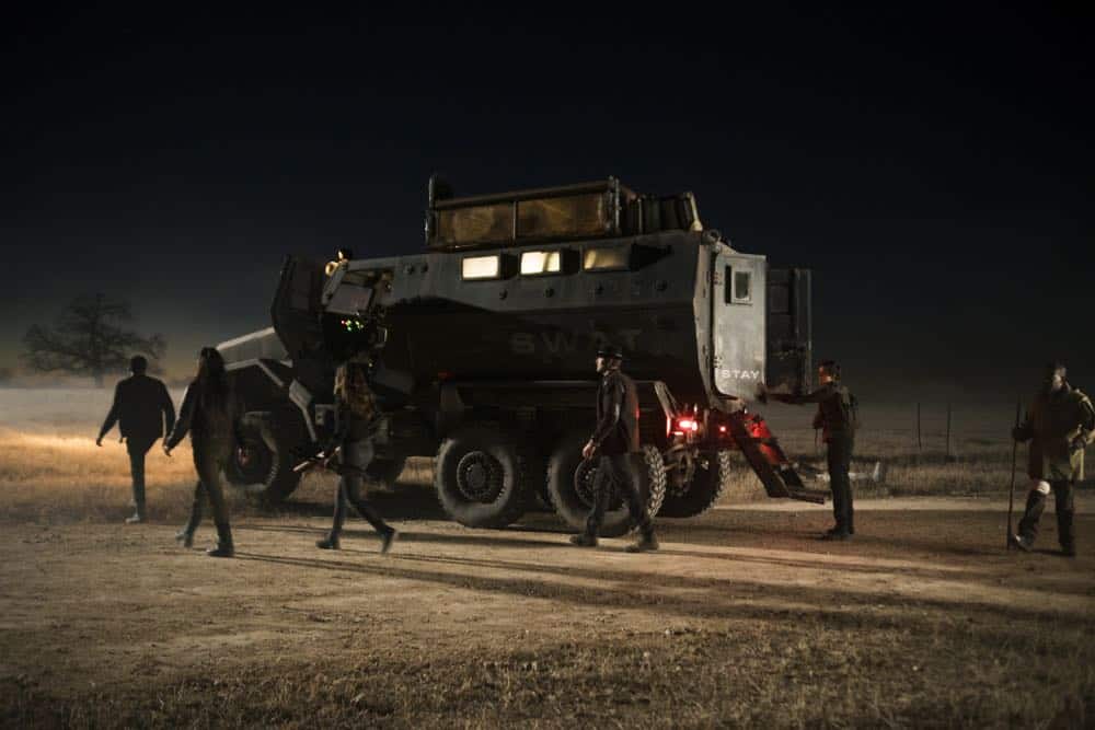 Fear The Walking Dead Episode 4 Season 4 Buried 15