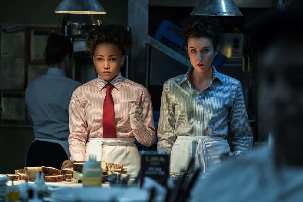 Jasmine Mathews (Heather), Eden Epstein (Ari) - Sweetbitter Season 1