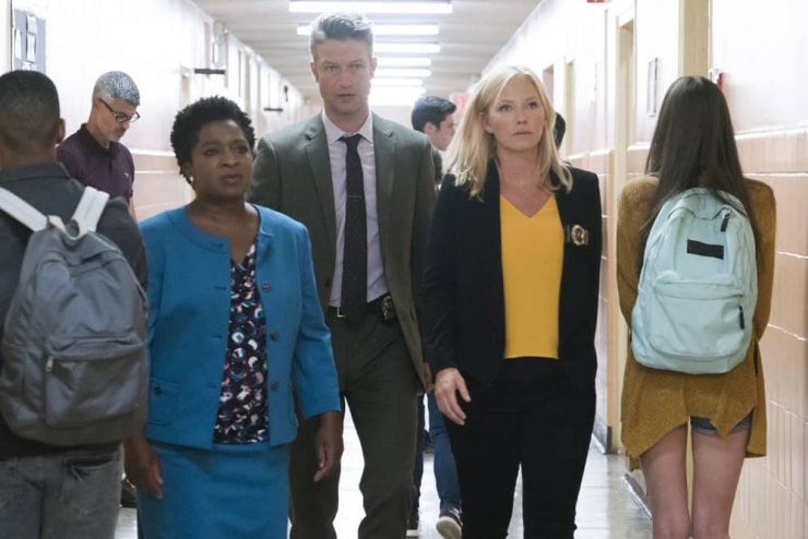 LAW & ORDER SVU Season 20 Episode 1 Photos Man Up | Seat42F