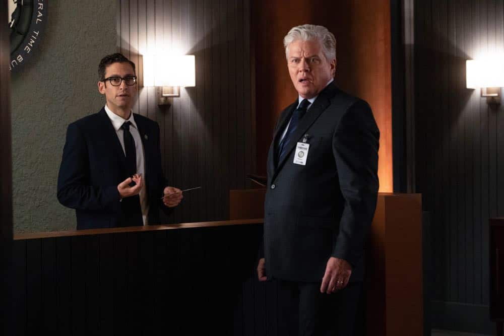 DC's Legends of Tomorrow -- "Witch Hunt" -- Image Number: LGN402a_0079b.jpg -- Pictured (L-R): Adam Tsekhman as Agent Gary Green and Tom Wilson as Hank Heywood -- Photo: Jack Rowand/The CW -- é 2018 The CW Network, LLC. All Rights Reserved.