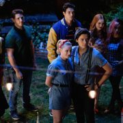 Riverdale -- "Chapter Fifty-Eight: In Memoriam" -- Image Number: RVD401b_0209.jpg -- Pictured (L-R): Camila Mendes as Veronica, Ashleigh Murray as Josie, Casey Cott as Kevin, Charles Melton as Reggie, Lili Reinhart as Betty, Cole Sprouse as Jughead, Madelaine Petsch as Cheryl and Vanessa Morgan as Toni -- Photo: Robert Falconer/The CW -- © 2019 The CW Network, LLC. All Rights Reserved.