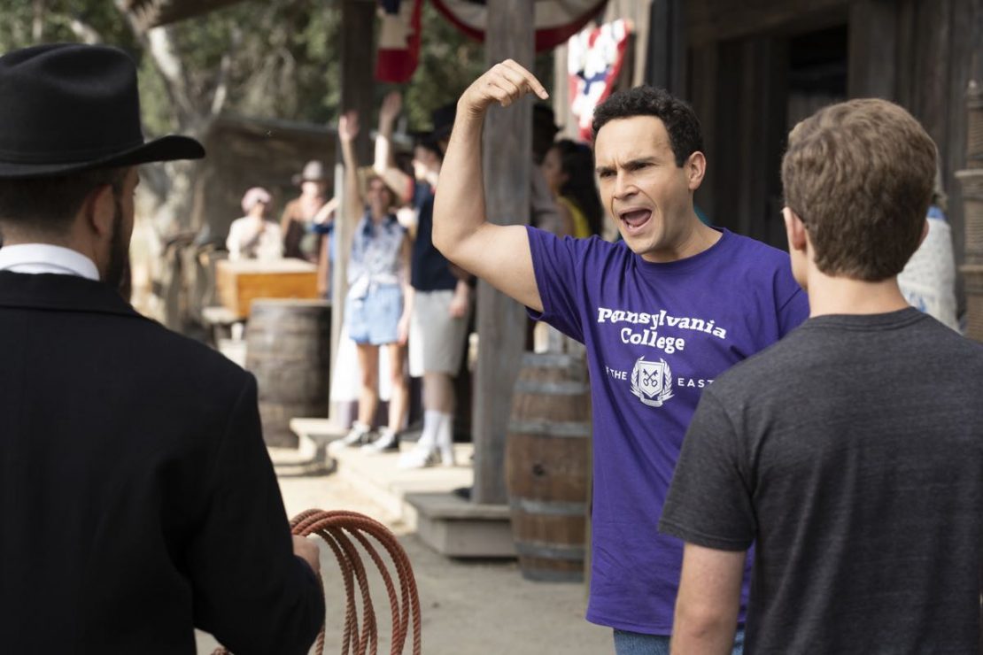 THE GOLDBERGS Season 7 Episode 1 Photos Vacation Seat42F