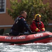 9-1-1: Peter Krause (L) in the “Sink Or Swim” episode of 9-1-1 airing Monday, Sept. 30 (8:00-9:00 PM ET/PT) on FOX. © 2019 FOX MEDIA LLC. CR: Victor Ceballos / FOX.
