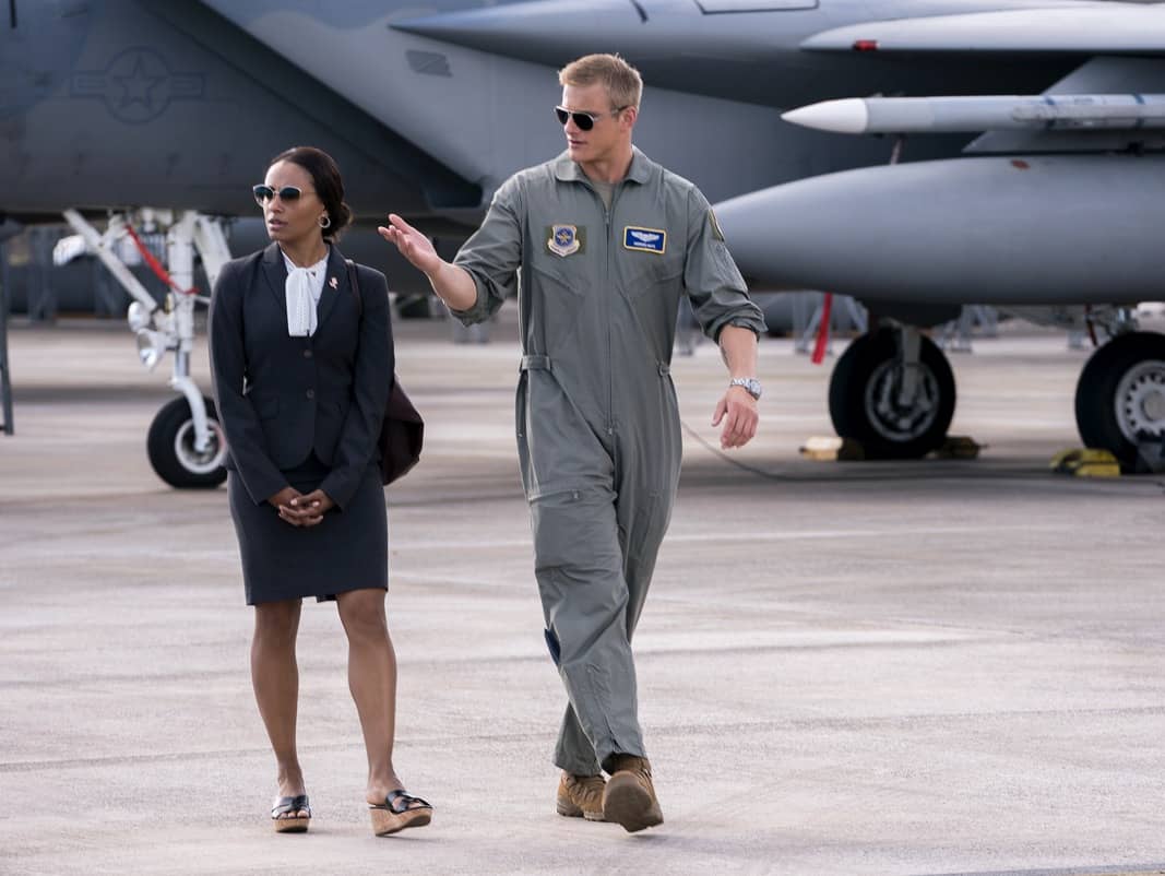 Operation Christmas Drop. Kat Graham as Erica, Alexander Ludwig as Andrew in Operation Christmas Drop. Cr. Ricardo Hubbs//NETFLIX © 2020