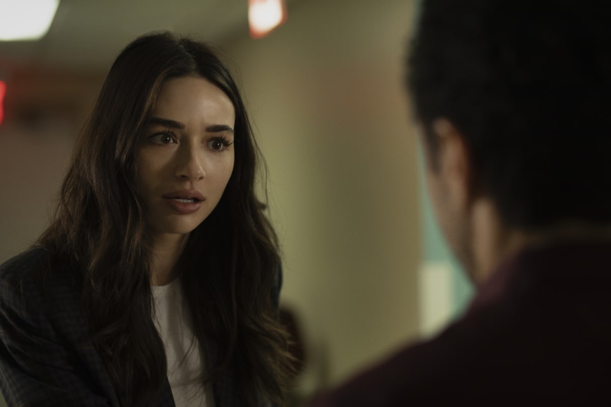 Swamp Thing -- "He Speaks" -- Image Number: SWP103b_0173r -- Pictured: Crystal Reed as Dr. Abby Arcane -- Photo: Fred Norris / 2020 Warner Bros. Entertainment Inc. -- © 2020 Warner Bros. Entertainment Inc. All Rights Reserved.