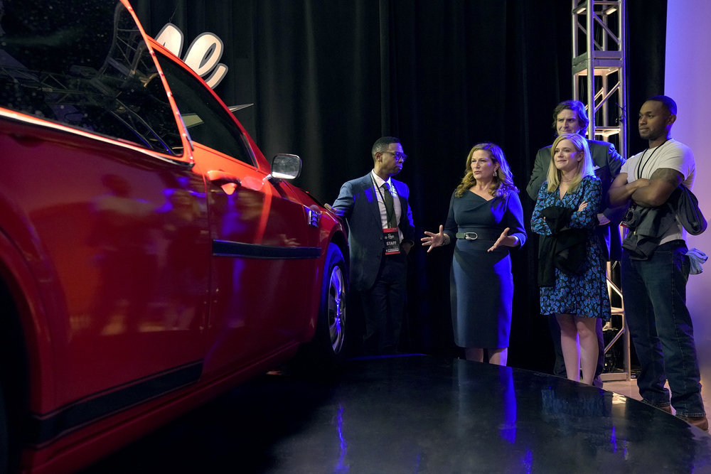 AMERICAN AUTO -- "Pilot" -- Pictured:(l-r) Michael Benjamin Washington as Cyrus, Ana Gasteyer as Katherine, Humphrey Ker as Elliot, Harriet Dyer as Sadie, Tye White as Jack -- (Photo by: Greg Gayne/NBC)
