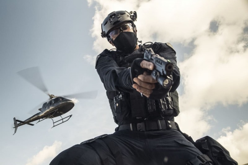 Swat Saison 4 Episode 8 S.W.A.T. Season 4 Episode 8 Photos Crusade | Seat42F