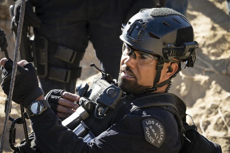 Swat Saison 4 Episode SWAT Season 4 Episode 10 Photos Buried | Seat42F