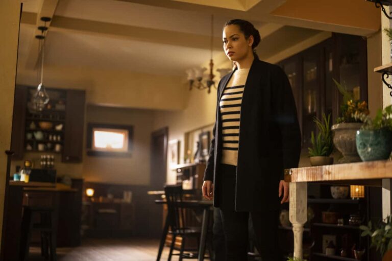 Charmed Saison 3 Episode 9 CHARMED Season 3 Episode 9 Photos No Hablo Brujeria | SEAT42F
