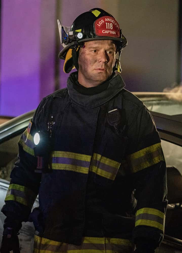 9-1-1 Season 4 Episode 9 Photos Blindsided 2 9-1-1 Season 4 Episode 9 : Peter Krause in the “Breaking Point” episode of 9-1-1 airing Monday, April 19 (8:00-9:00 PM ET/PT) on FOX. CR: FOX. © 2021 FOX Media LLC.