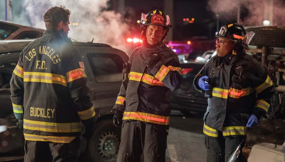9-1-1 Season 4 Episode 9 Photos Blindsided 6 911 S4 Ep409 Sc44pt 0304