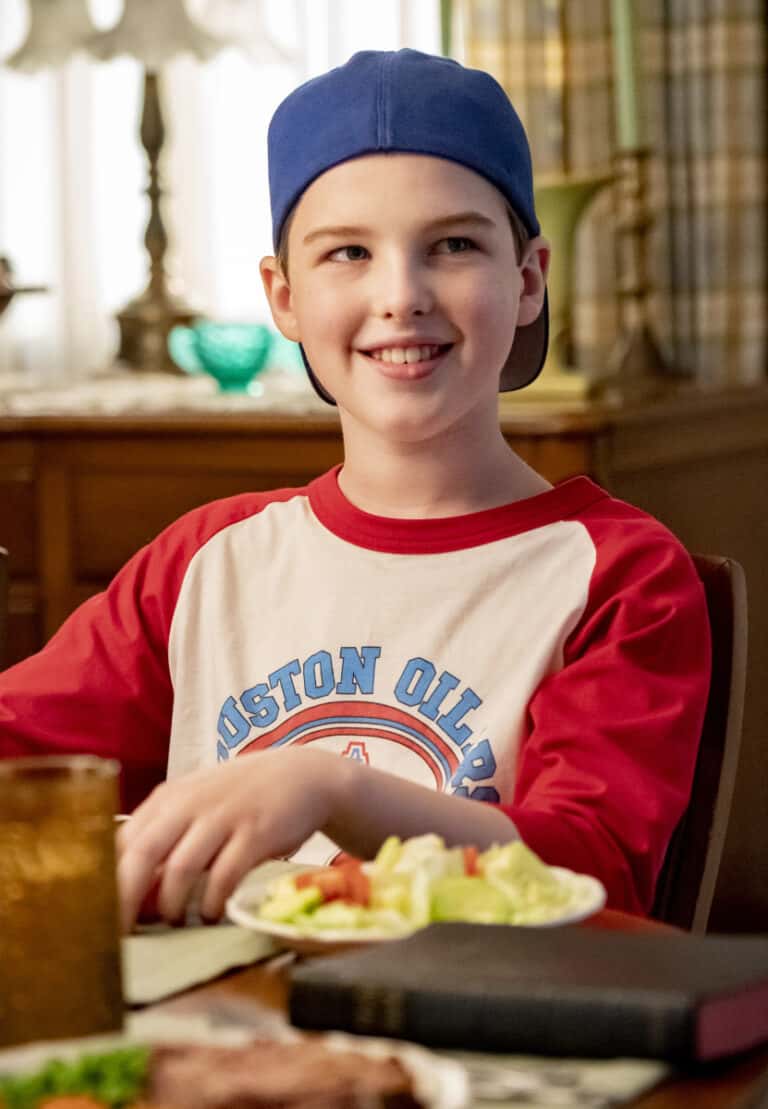YOUNG SHELDON Season 4 Episode 17 Photos A Black Hole
