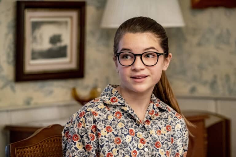 YOUNG SHELDON Season 4 Episode 17 Photos A Black Hole