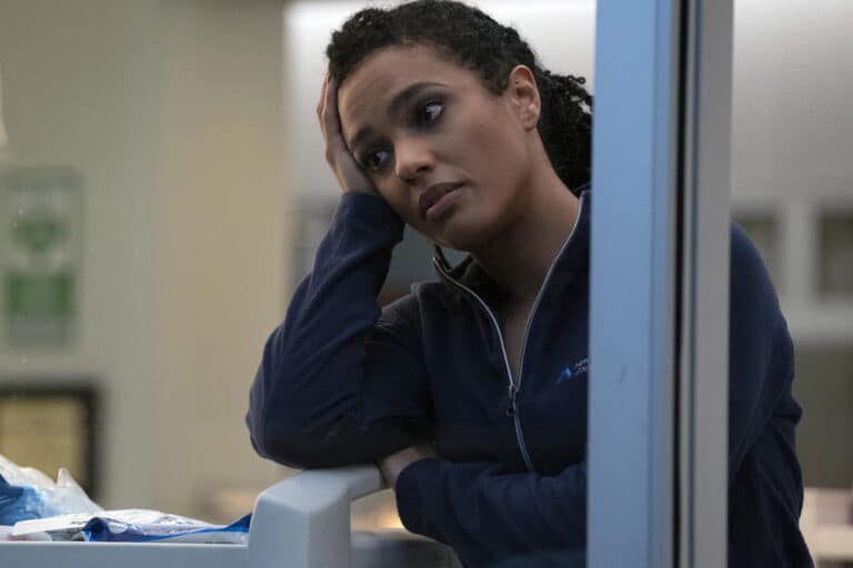 New Amsterdam Saison 3 Episode 12 NEW AMSTERDAM Season 3 Episode 12 Photos Things Fall Apart | Seat42F