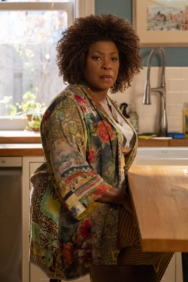 THE EQUALIZER Season 1 Episode 10 Photos Reckoning Seat42F