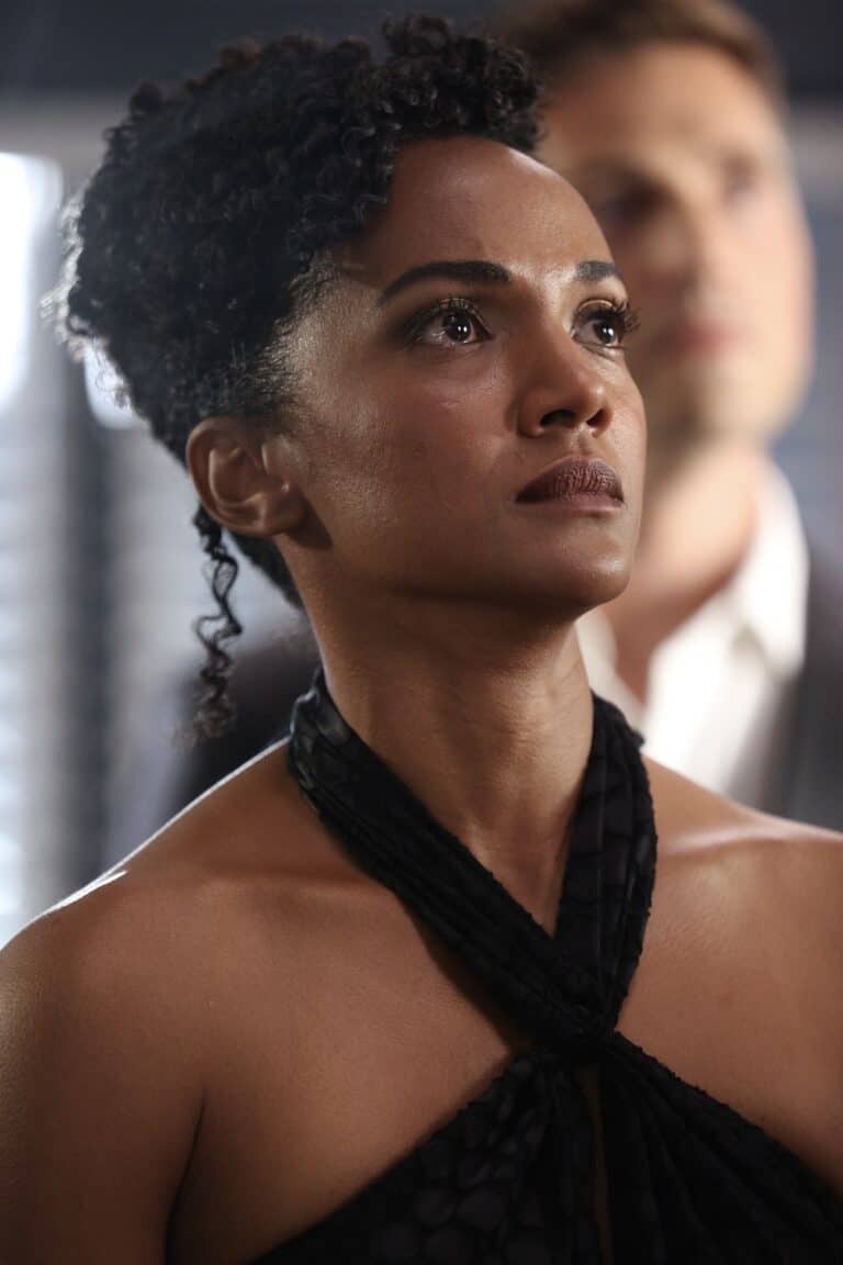 THE ROOKIE Season 4 Episode 1 Photos Life And Death | Seat42F