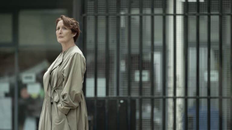 KILLING EVE Season 4 Episode 6 Photos Oh Goodie, I'm The Winner | Seat42F