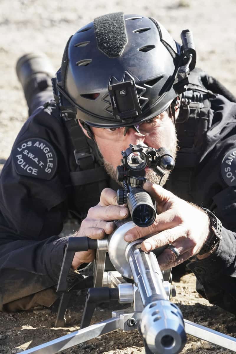 SWAT Season 5 Episode 17 “Cry Foul” – When a series of deadly explosions hits oil derricks across Los Angeles, SWAT teams up to hunt down an activist turned terrorist. Also, Deacon and his wife, Annie (Bre Blair), work to free a reformed drug dealer they believe was sent away for a murder he didn’t commit, on the CBS Original series S.W.A.T., Sunday, April 17 (10:00-11:00 PM, ET/PT) on the CBS Television Network, and available to stream live and on demand on Paramount+*.  Pictured (L-R): Jay Harrington as David “Deacon” Kay. Photo: Bill Inoshita/CBS ©2022 CBS Broadcasting, Inc. All Rights Reserved.