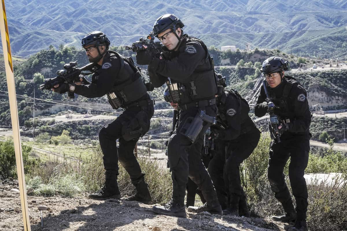 SWAT Season 5 Episode 17 “Cry Foul” – When a series of deadly explosions hits oil derricks across Los Angeles, SWAT teams up to hunt down an activist turned terrorist. Also, Deacon and his wife, Annie (Bre Blair), work to free a reformed drug dealer they believe was sent away for a murder he didn’t commit, on the CBS Original series S.W.A.T., Sunday, April 17 (10:00-11:00 PM, ET/PT) on the CBS Television Network, and available to stream live and on demand on Paramount+*.  Pictured (L-R): Shemar Moore as Daniel “Hondo” Harrelson, Alex Russell as Jim Street and David Lim as Victor Tan. Photo: Bill Inoshita/CBS ©2022 CBS Broadcasting, Inc. All Rights Reserved.