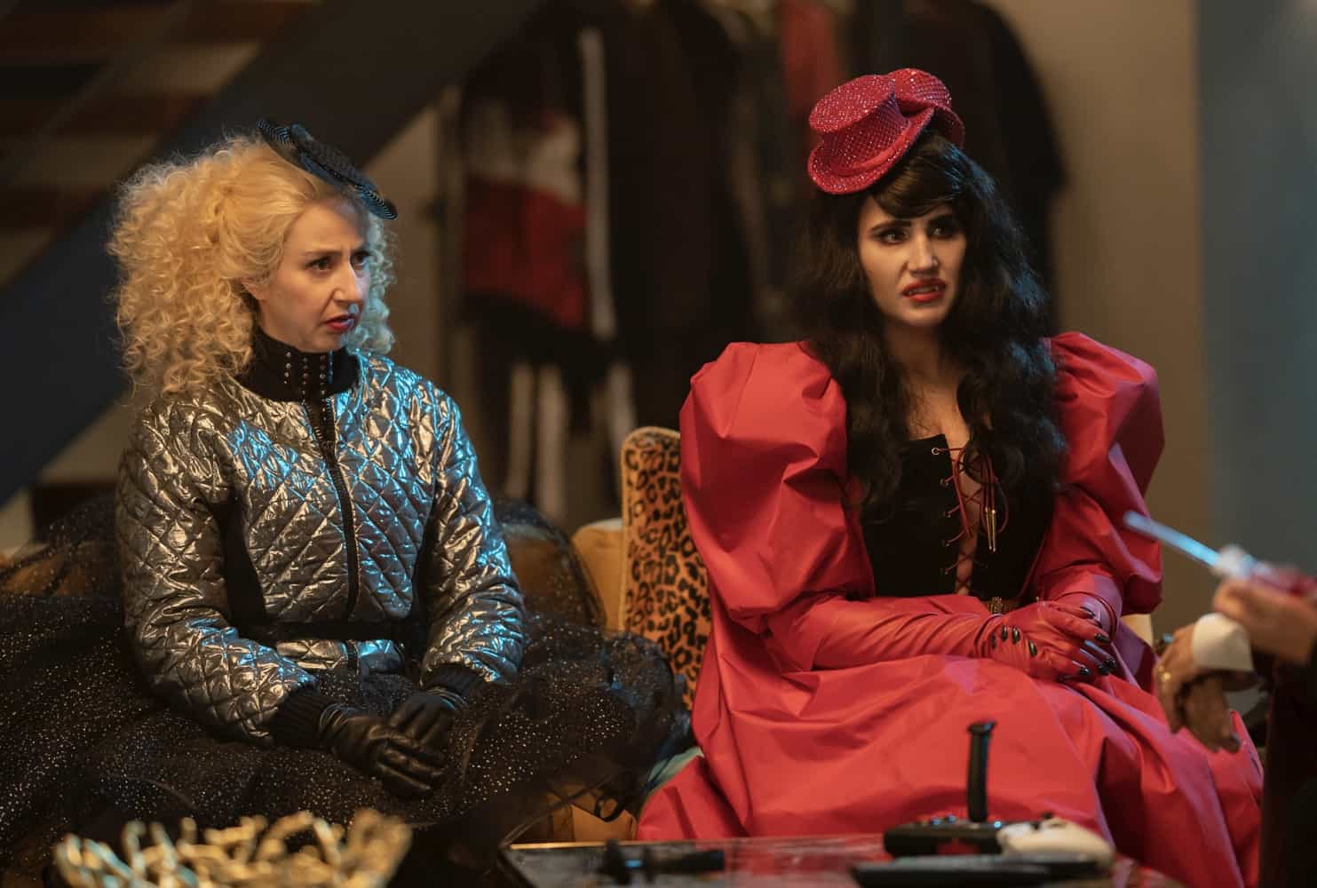 WHAT WE DO IN THE SHADOWS Season 4 Episode 3 Photos The Grand Opening 4 WHAT WE DO IN THE SHADOWS Season 4 Episode 3 -- “The Grand Opening” -- Season 4, Episode 3 (Airs July 19) — Pictured: Natasia Demetriou as Nadja, Kristen Schaal as The Guide. CR: Russ Martin: FX