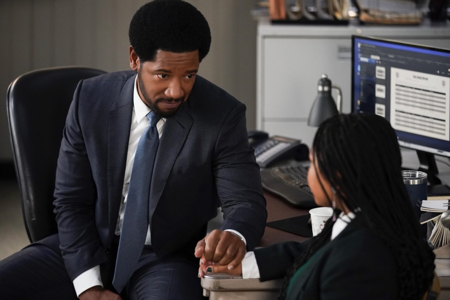 THE EQUALIZER Season 3 Episode 1 Photos Boom Seat42F