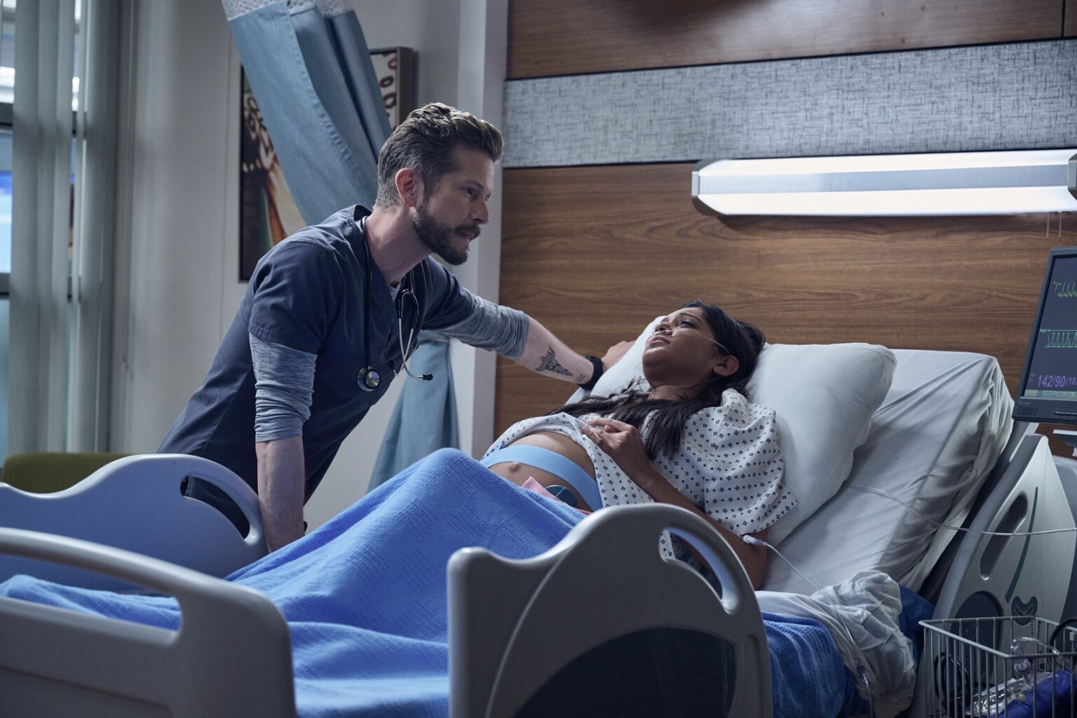 THE RESIDENT Season 6 Episode 1 Photos Two Hearts Seat42F