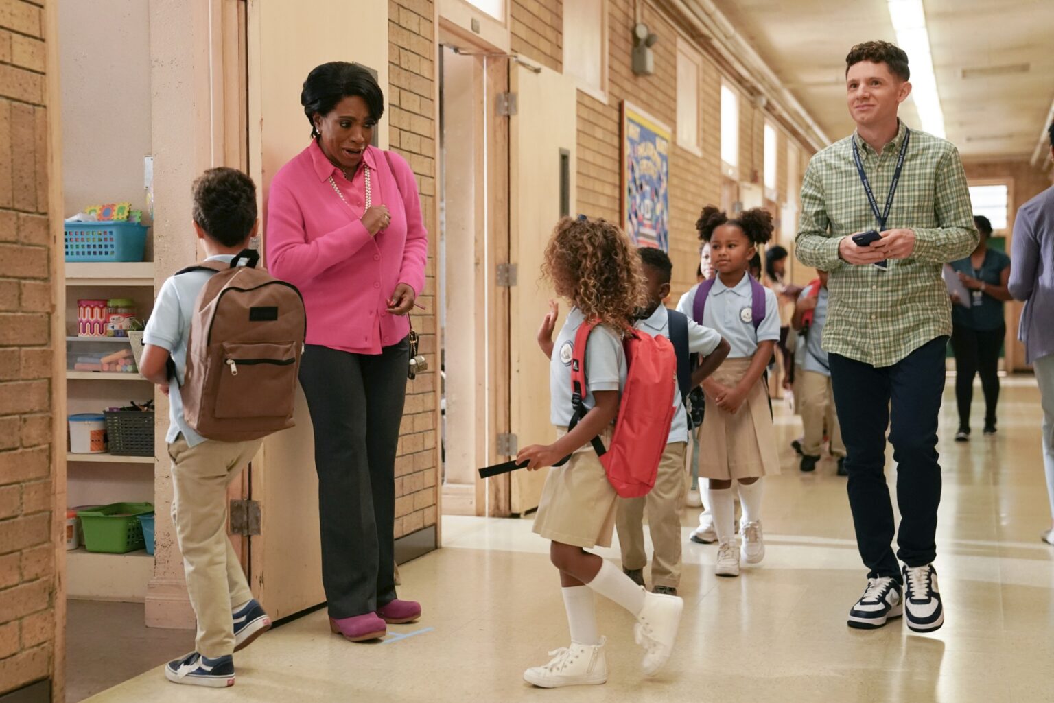 ABBOTT ELEMENTARY Season 2 Episode 2 Photos Wrong Delivery | Seat42F - Will There Be A Season 2 Of Abbott Elementary
