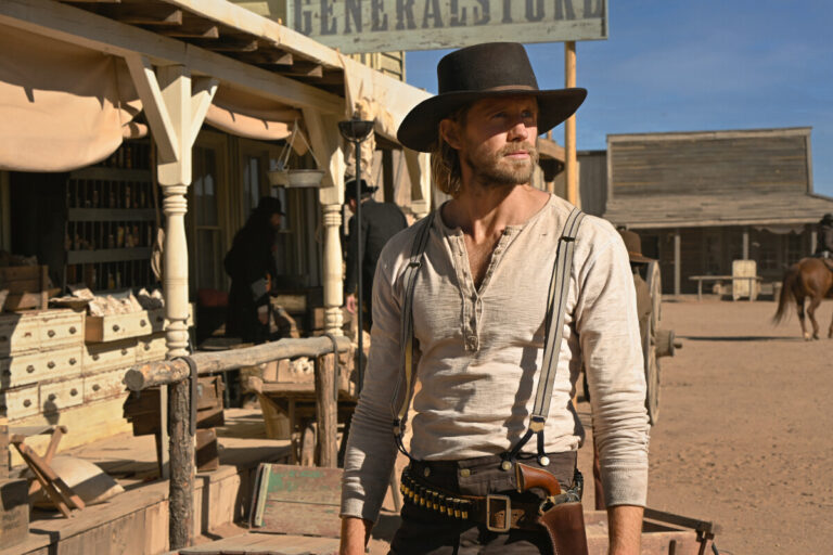 WALKER INDEPENDENCE Season 1 Episode 1 Photos Pilot Seat42F