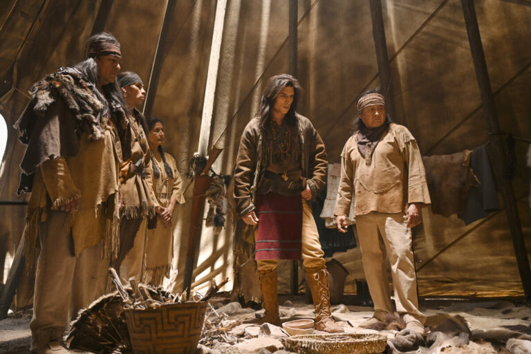 WALKER INDEPENDENCE Season 1 Episode 1 Photos Pilot Seat42F