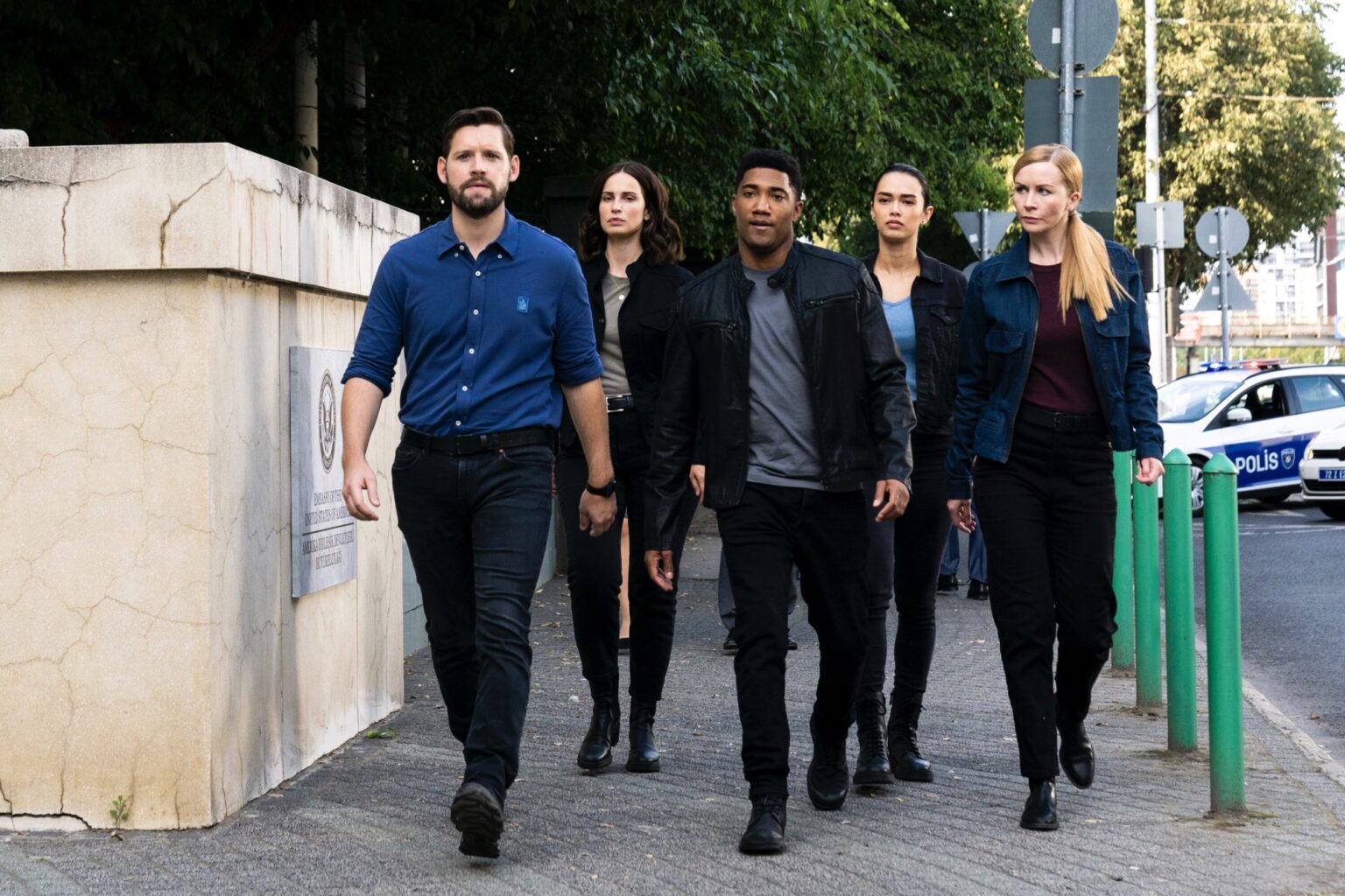 FBI INTERNATIONAL Season 2 Episode 4 Photos Copper Pots And Daggers