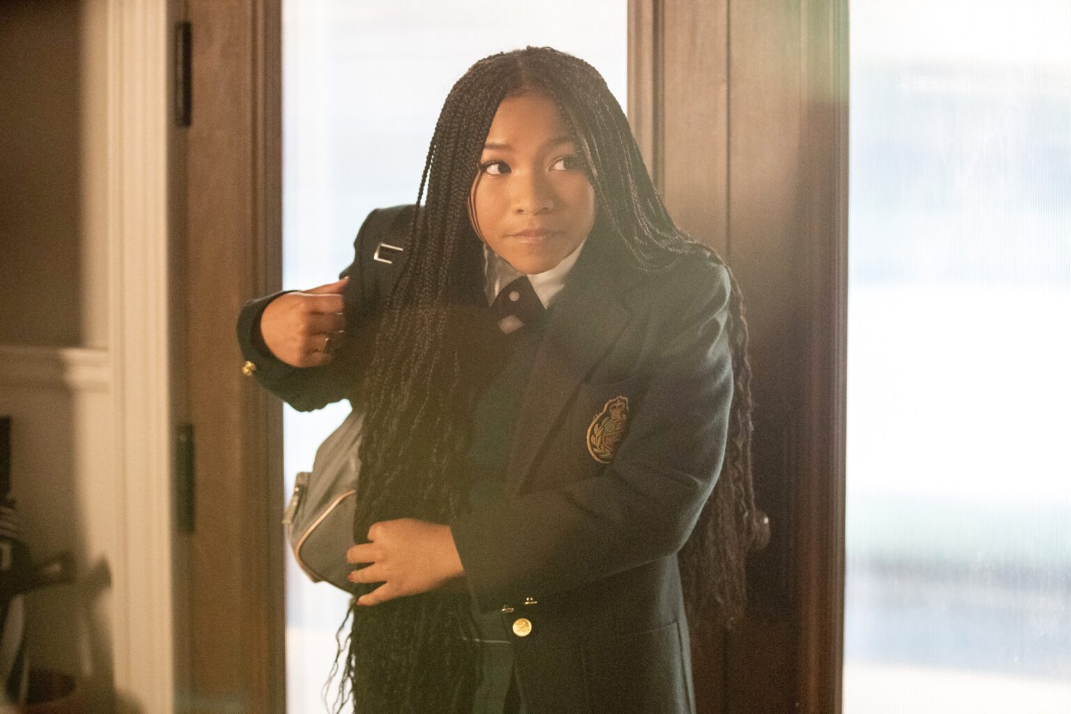 THE EQUALIZER Season 3 Episode 3 Photos Gaslight Seat42F