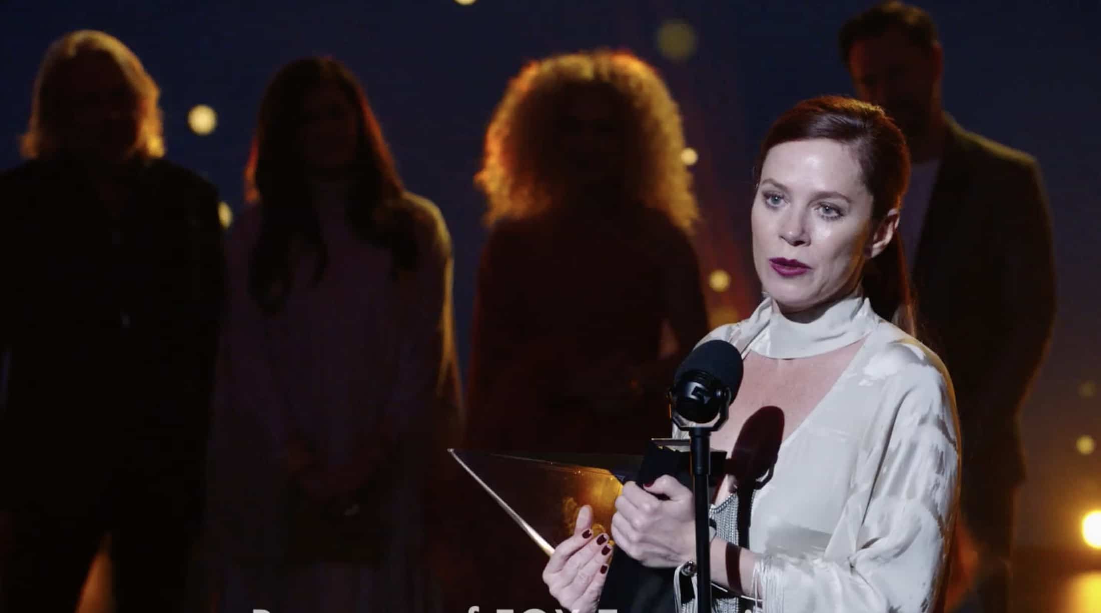 MONARCH Season 1 Episode 6 Photos The Night Of: Anna Friel in “The Night Of…” episode of MONARCH airing Tuesday, Oct. 18 (9:00-10:00 PM ET/PT) on FOX.. © 2022 FOX MEDIA LLC. CR: FOX.