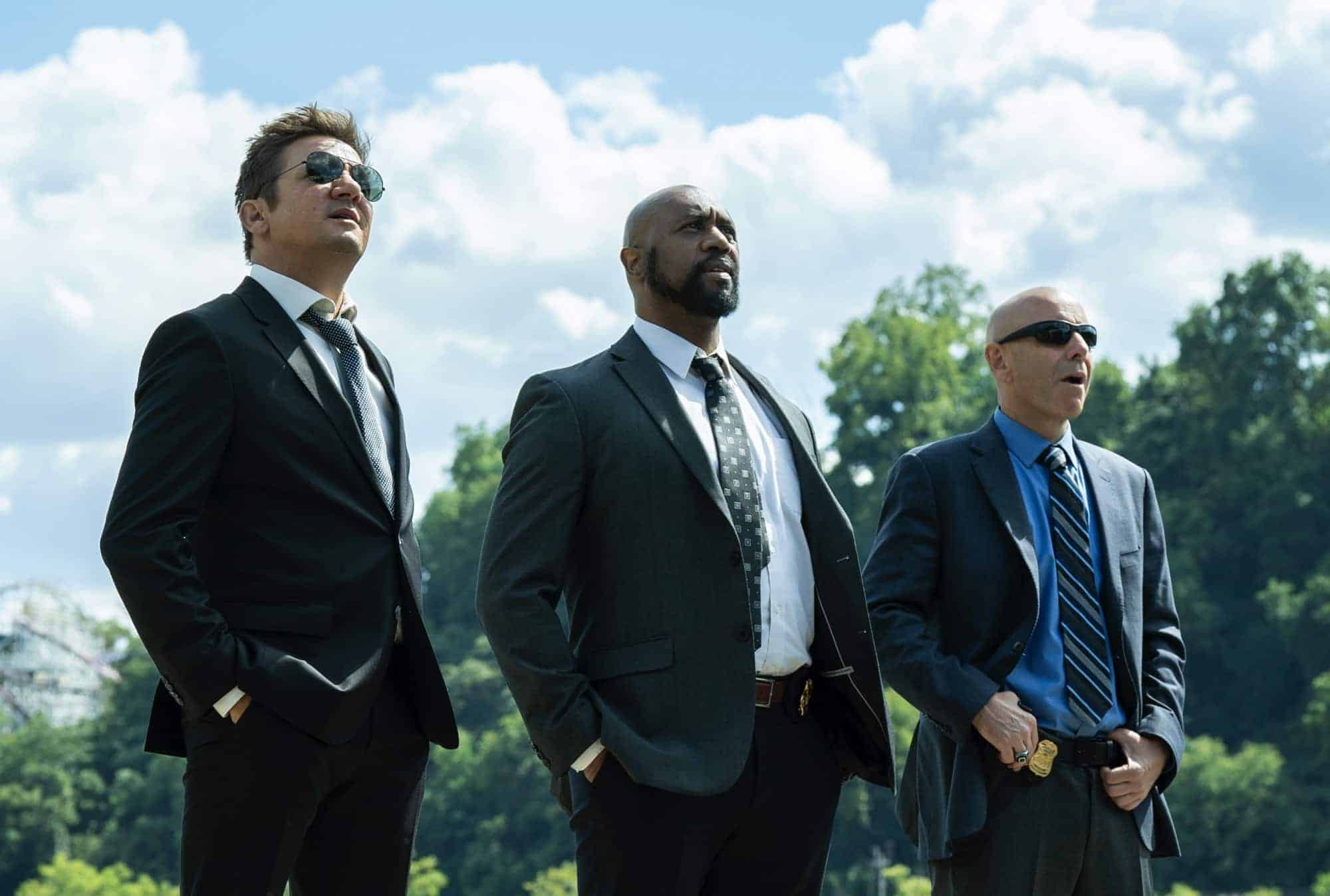 MAYOR OF KINGSTOWN - “Kill Box”- (L-R)  Jeremy Renner as Mike McLusky, Derek Webster as Stevie and Hugh Dillon as Ian in season 2, episode 5 of the Paramount + series MAYOR OF KINGSTOWN. Photo Cr: Dennis P. Mong Jr./Paramount +. © 2022 Viacom International Inc. All Rights Reserved.