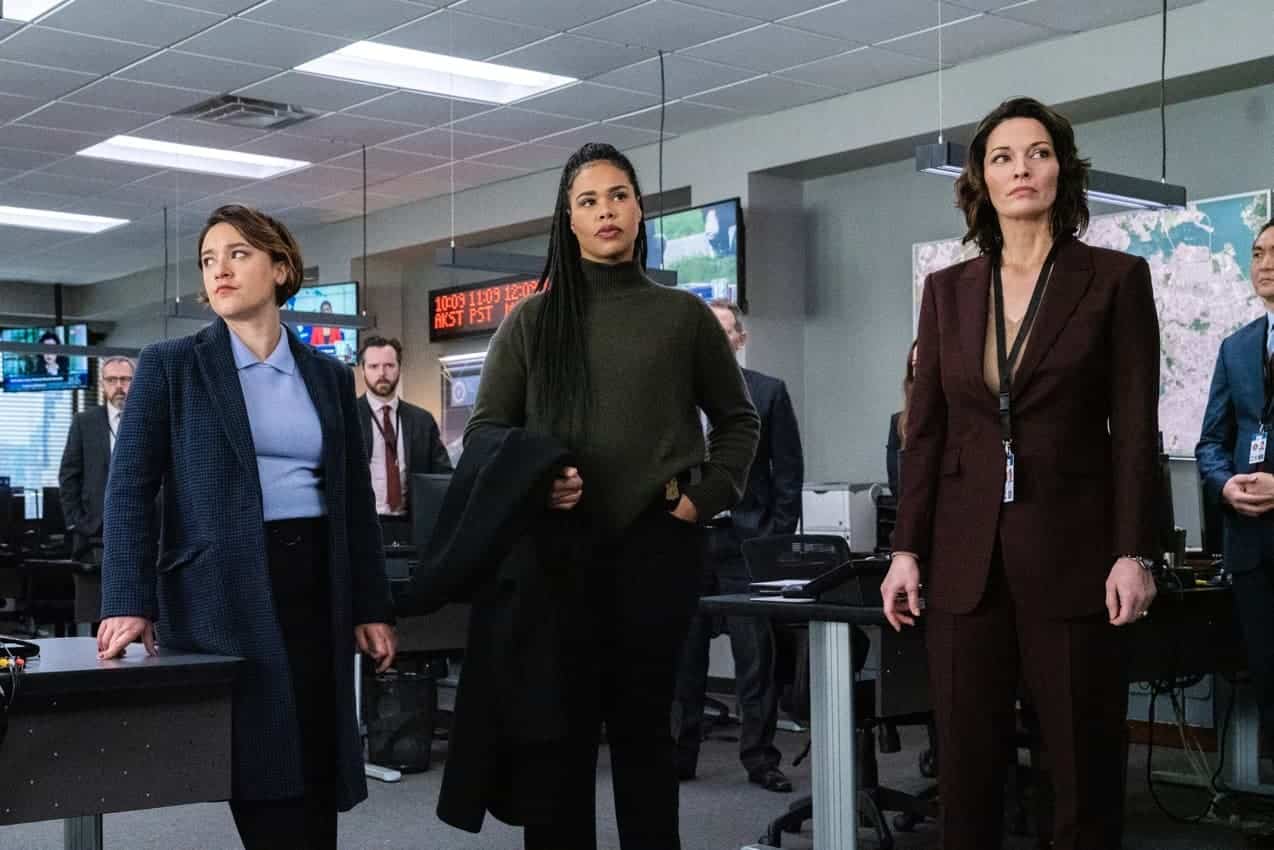 FBI Season 5 Episode 17 photo “Imminent Threat - Part Two” – To aid Scola in his undercover mission to find the terrorists believed to be behind the imminent attack in New York City, Maggie calls in Remy (FBI: MOST WANTED series star Dylan McDermott), whose well-connected informant from a prior case may be key to moving the operation forward, in hour two of the three-episode FBIs global crossover event, on the CBS Original series FBI, Tuesday, April 4 (9:00-10:00 PM, ET/PT) on the CBS Television Network and available to stream live and on demand on Paramount+*. FBI: INTERNATIONAL stars Luke Kleintank, Heida Reed, Carter Redwood, Vinessa Vidotto and FBI: MOST WANTED stars Roxy Sternberg and Keisha Castle-Hughes also guest star in the episode. Pictured (L-R): Keisha Castle-Hughes as Special Agent Hana Gibson, Roxy Sternberg as Special Agent Sheryll Barnes, and Alana De La Garza as Special Agent in Charge Isobel Castille. Photo: Bennett Raglin/CBS ©2023 CBS Broadcasting, Inc. All Rights Reserved.