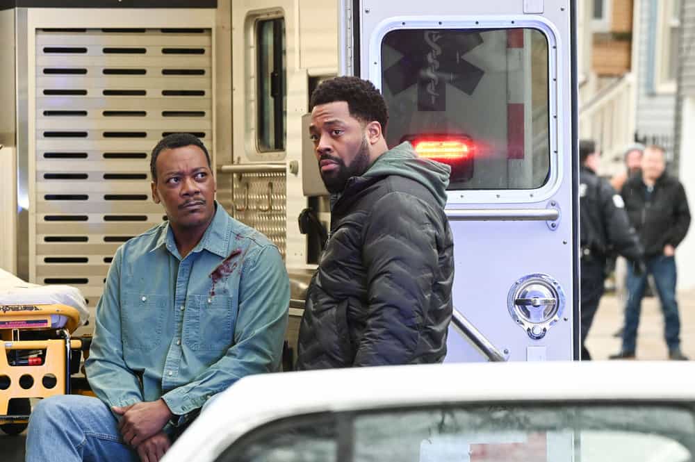 CHICAGO P.D. -- "The Bleed Valve" Episode 1019 -- Pictured: (l-r) Erik LaRay Harvey as Lew Atwater, LaRoyce Hawkins as Kevin Atwater -- (Photo by: Lori Allen/NBC)