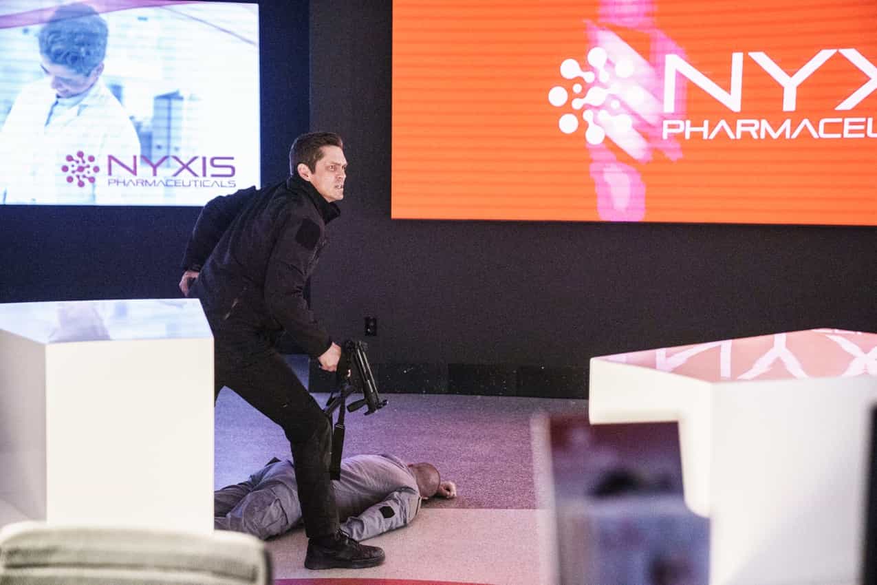 TRUE LIES Season 1 Episode 13 “Waking Dreams” – With an Omega Sector spy missing, the entire agency searches for clues. Harry and Helen’s relationship with each other, their team and reality itself, is tested in unimaginable ways, even for the best of spies and spouses, on the conclusion of the two-part first season finale of the CBS Original series TRUE LIES, Wednesday, May 17 (10:00-11:00 PM, ET/PT) on the CBS Television Network, and available on the CBS app and streaming on Paramount+*. Pictured: Steve Howey as Harry Tasker. Photo: Jace Downs/CBS ©2023 CBS Broadcasting, Inc. All Rights Reserved.