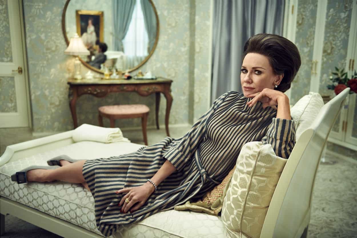 FEUD: Capote Vs. The Swans -- Pictured: Naomi Watts as Babe Paley. CR: Pari Dukovic/FX