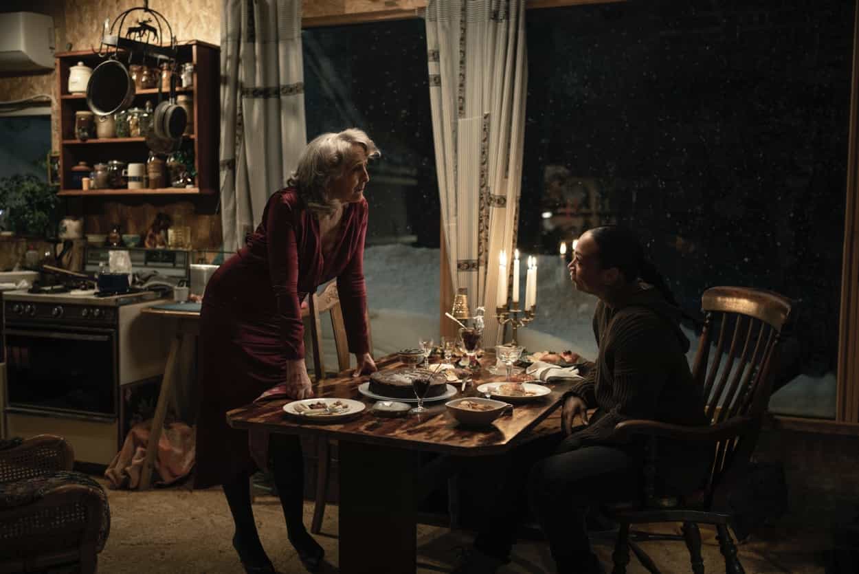 TRUE DETECTIVE Season 4 Episode 4 Photos Part 4 4 Fiona Shaw, Kali Reis True Detective: Night Country Season 4 - Episode 4