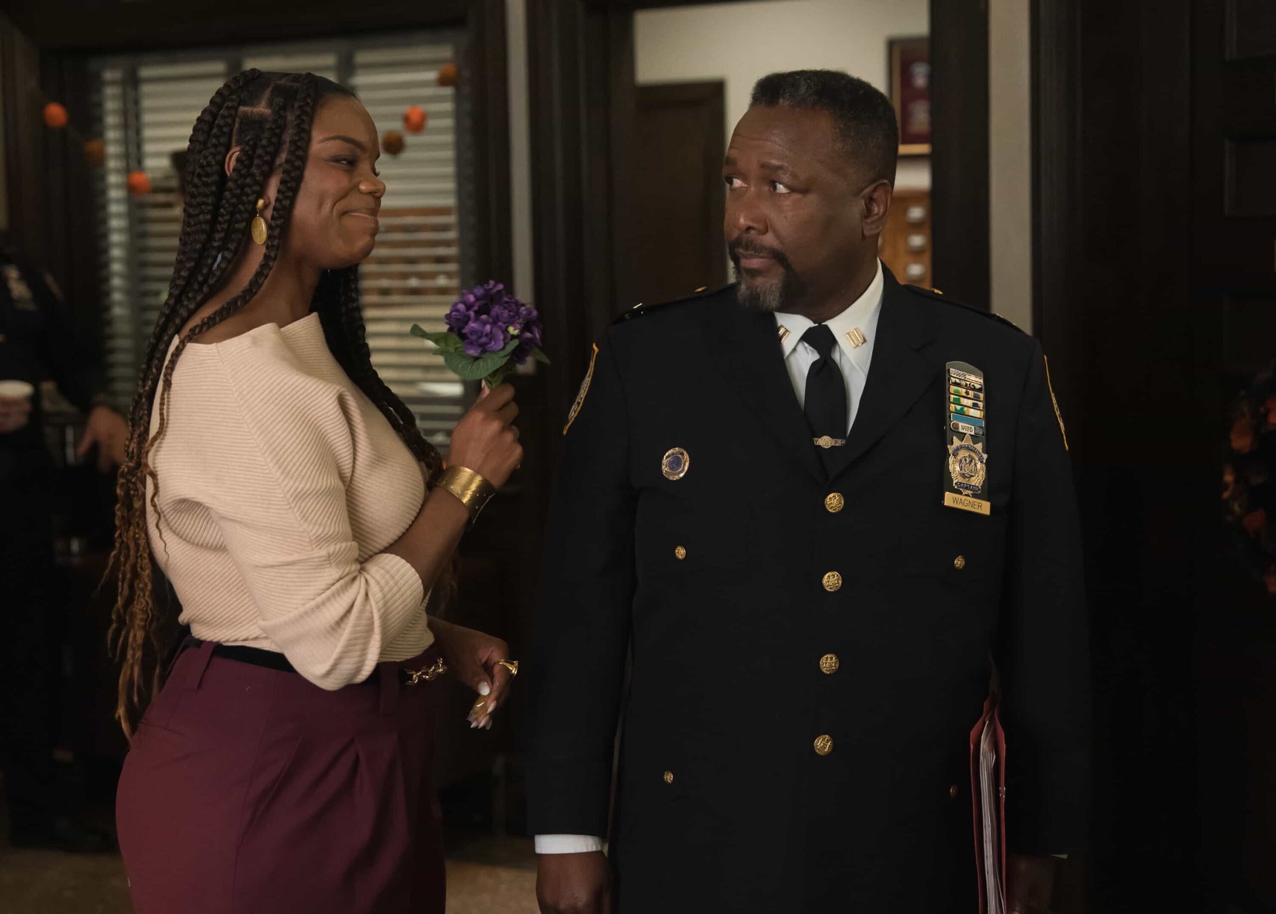 “Ick, A Bod” – Elsbeth must separate trick from treat in Sleepy Hollow when a rivalry reaches a ghoulish climax on Halloween night after a suburban housewife (Annaleigh Ashford) butts heads with a new neighbor. Meanwhile, Captain Wagner makes a frightening discovery about his daughter, on the CBS Original series ELSBETH, Thursday, Oct. 30 (10:00-11:00 PM, ET/PT) on the CBS Television Network and streaming on Paramount (live and on-demand for Paramount+ Premium plan subscribers, or on-demand for Paramount+ Essential subscribers the day after the episode airs).    Pictured (L-R): Brittany Inge as Julia Payne-Wagner and Wendell Pierce as Captain Wagner   Photo: Michael Parmelee/CBS ©2025 CBS Broadcasting, Inc. All Rights Reserved.