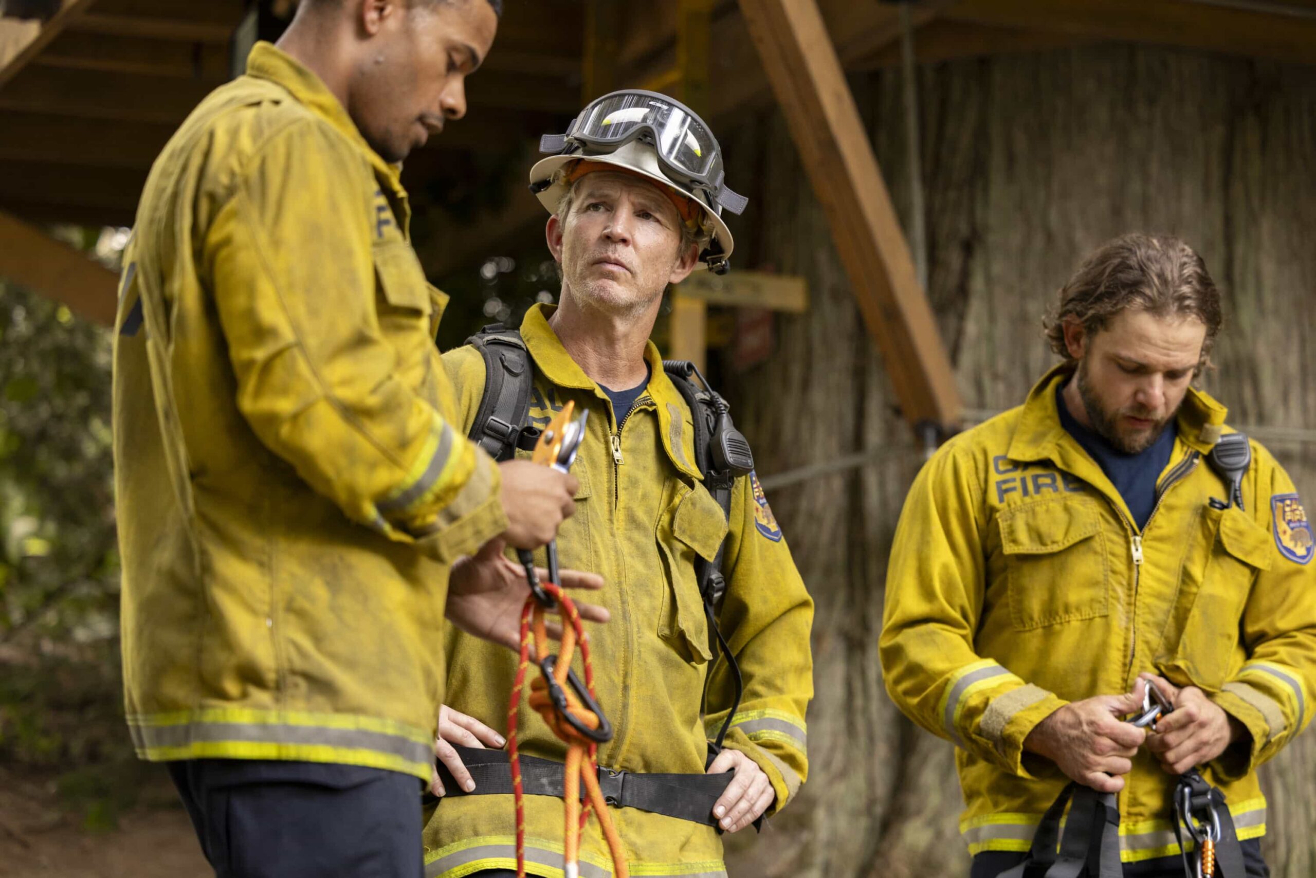 Fire Country Season 4 Episode 3 “The Tiny Ways We Start to Heal” – The Station 42 team responds to a dangerous zipline accident that escalates into a wildfire due to illegal fireworks. Meanwhile, Sharon struggles with letting go of Vince’s belongings and unexpectedly finds comfort in Vince’s ex, Renee (Constance Zimmer), on FIRE COUNTRY, Friday, Oct. 31 (9:00-10:00 PM, ET/PT) on the CBS Television Network, and streaming on Paramount+ (live and on-demand for Paramount+ Premium plan subscribers, or on-demand for Paramount+ Essential subscribers the day after the episode airs)*. Emmy® Award winner Shawn Hatosy guest stars as Battalion Chief Brett Richards. Pictured (L-R): Shawn Hatosy as Brett Richards and Max Thieriot as Bode Leone. Photo: Eike Schroter/CBS ©2025 CBS Broadcasting, Inc. All Rights Reserved.