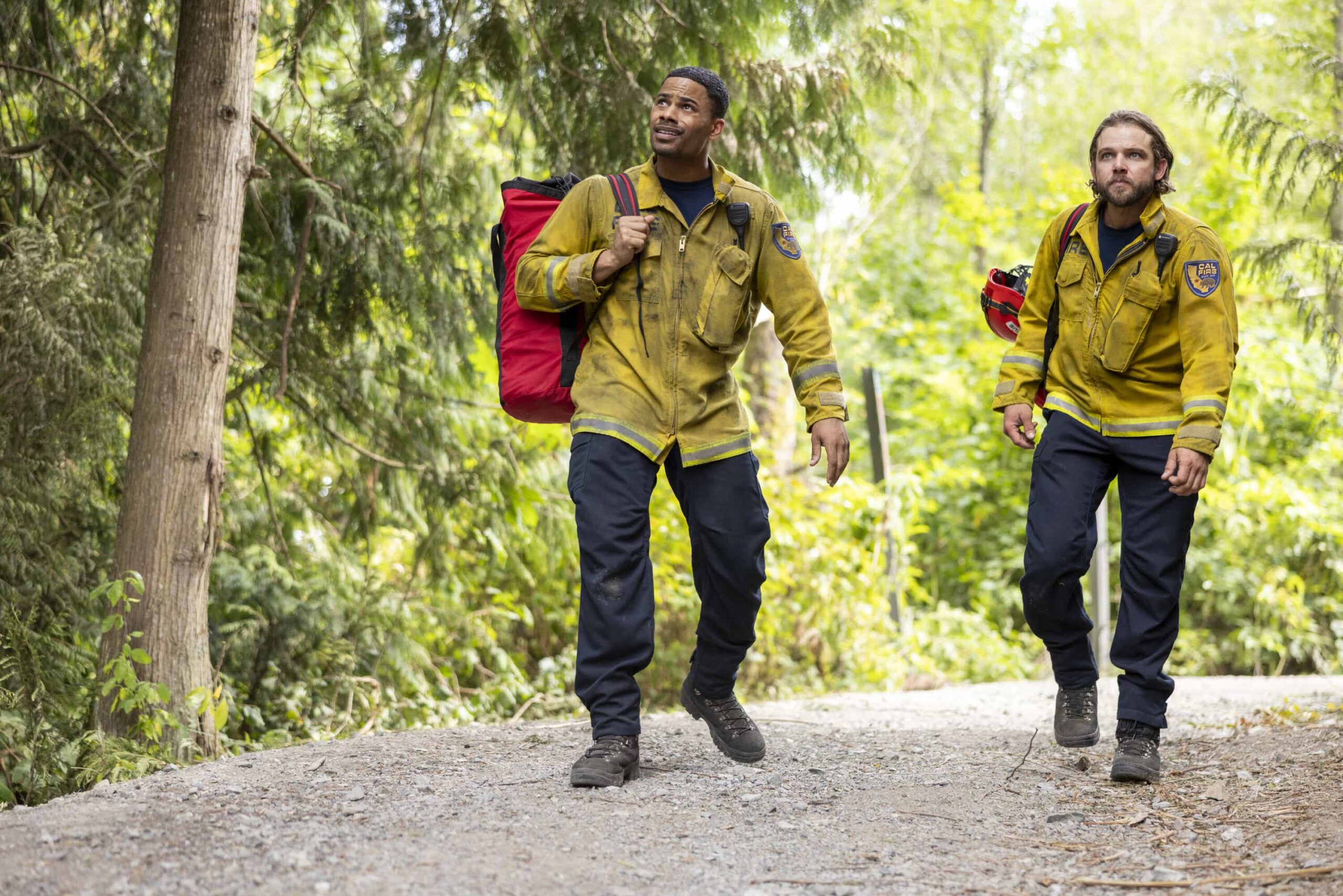 Fire Country Season 4 Episode 3 “The Tiny Ways We Start to Heal” – The Station 42 team responds to a dangerous zipline accident that escalates into a wildfire due to illegal fireworks. Meanwhile, Sharon struggles with letting go of Vince’s belongings and unexpectedly finds comfort in Vince’s ex, Renee (Constance Zimmer), on FIRE COUNTRY, Friday, Oct. 31 (9:00-10:00 PM, ET/PT) on the CBS Television Network, and streaming on Paramount+ (live and on-demand for Paramount+ Premium plan subscribers, or on-demand for Paramount+ Essential subscribers the day after the episode airs)*. Emmy® Award winner Shawn Hatosy guest stars as Battalion Chief Brett Richards. Pictured (L-R): Jordan Calloway as Jake Crawford and Max Thieriot as Bode Leone. Photo: Eike Schroter/CBS ©2025 CBS Broadcasting, Inc. All Rights Reserved.