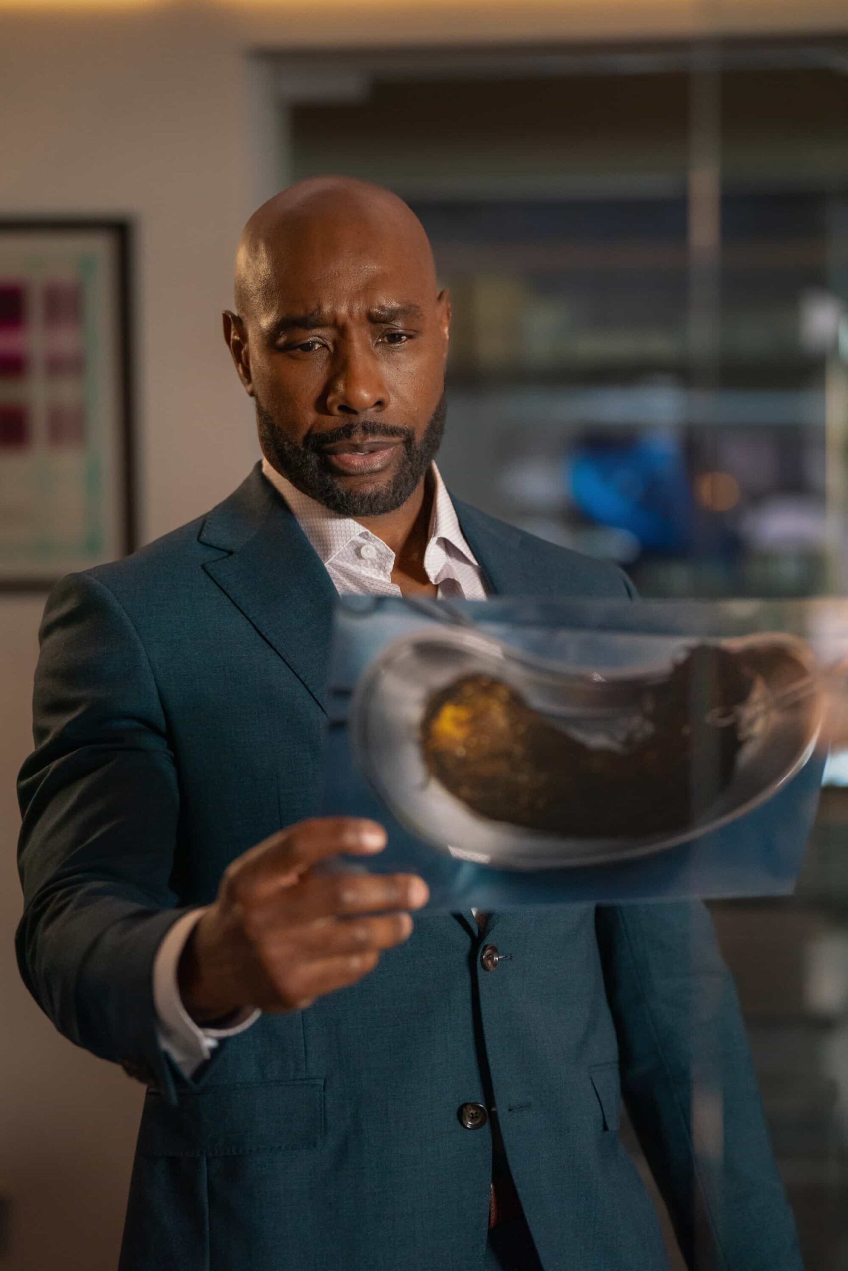 WATSON Season 2 Episode 4 “Happy When It Rains” – Watson and the team jump into action when four new patients are brought to UHOP with wounds that appear to be infected with a flesh-eating bacterium following a tornado. Meanwhile, Shinwell searches for meaning as a nursing student and Adam’s wedding to Lauren risks being halted, on the CBS Original series WATSON, Monday, Nov. 3 (10:00-11:00 PM, ET/PT) on the CBS Television Network, and streaming on Paramount+* (live and on-demand for Paramount+ Premium plan subscribers, or on-demand for Paramount+ Essential subscribers the day after the episode airs).  Pictured:Morris Chestnut as Dr. John Watson    Photo: Colin Bentley/CBS ©2025 CBS Broadcasting, Inc. All Rights Reserved.