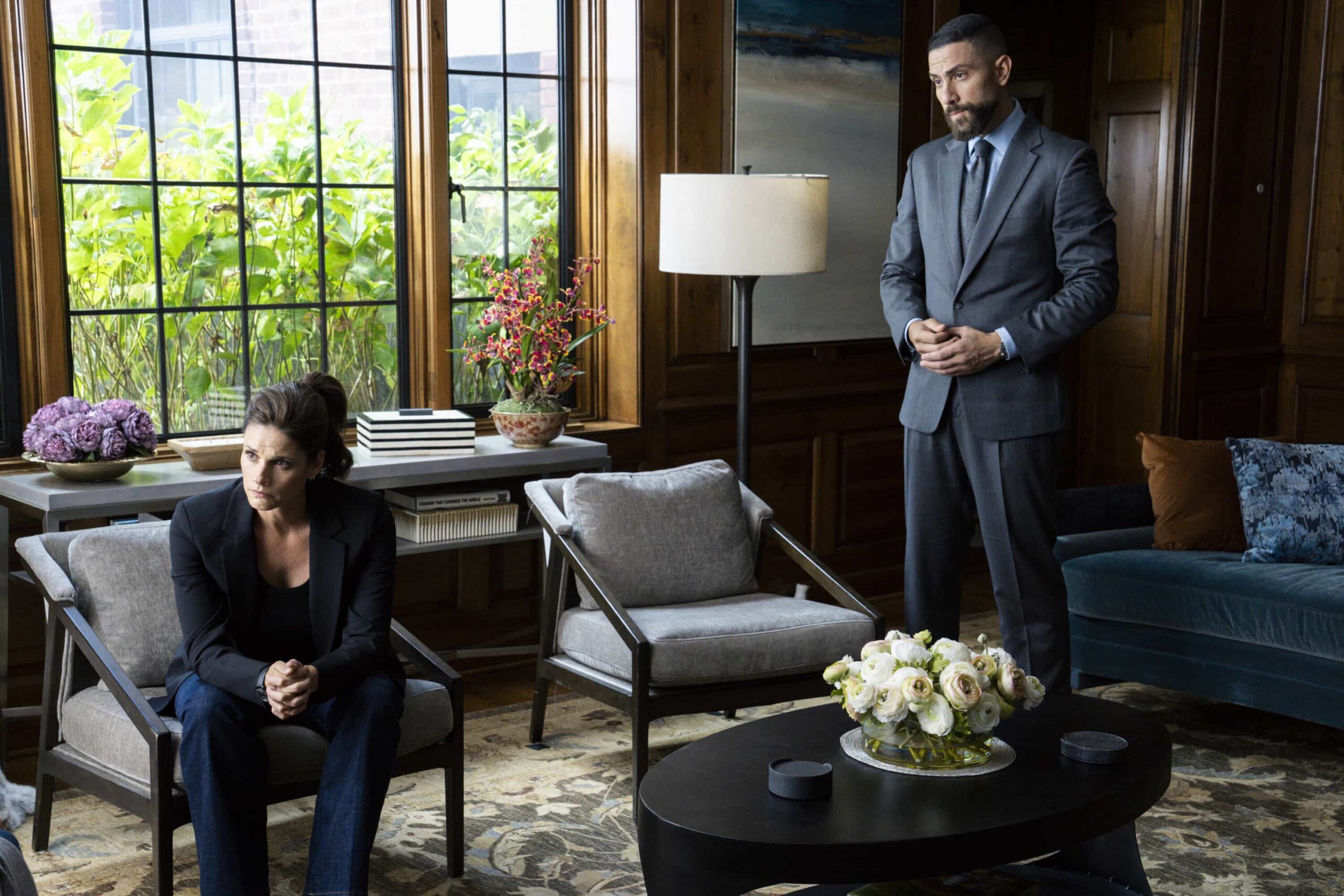 “Manifest” – Following a failed assassination attempt on a U.S. senator, OA and Maggie are tasked with escorting her back to Washington, D.C. on a flight that becomes more perilous than imagined, on FBI, Monday, Nov. 3 (9:00-10:00 PM, ET/PT) on the CBS Television Network, and streaming on Paramount+ (live and on-demand for Paramount+ Premium plan subscribers, or on-demand for Paramount+ Essential subscribers the day after the episode airs).  Pictured (L-R): Missy Peregrym as Special Agent Maggie Bell and Zeeko Zaki as Special Agent Omar Adom ‘OA’ Zidan. Photo: Bennett Raglin/CBS ©2025 CBS Broadcasting, Inc. All Rights Reserved.