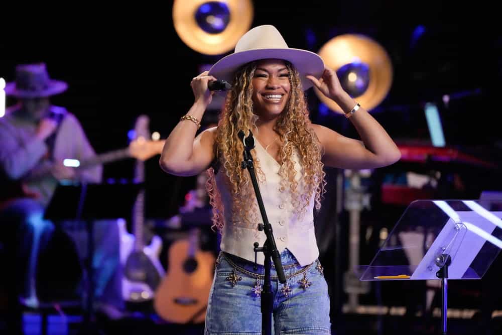 THE VOICE -- The Knockouts Part 2 Episode 2811 -- Pictured: Toni Lorene -- (Photo by: Casey Durkin/NBC)